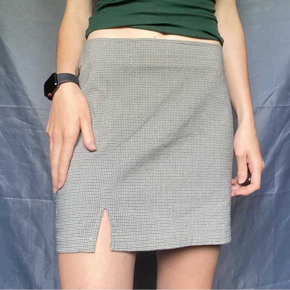 Vintage Dresses & Skirts - Gray Pencil Skirt